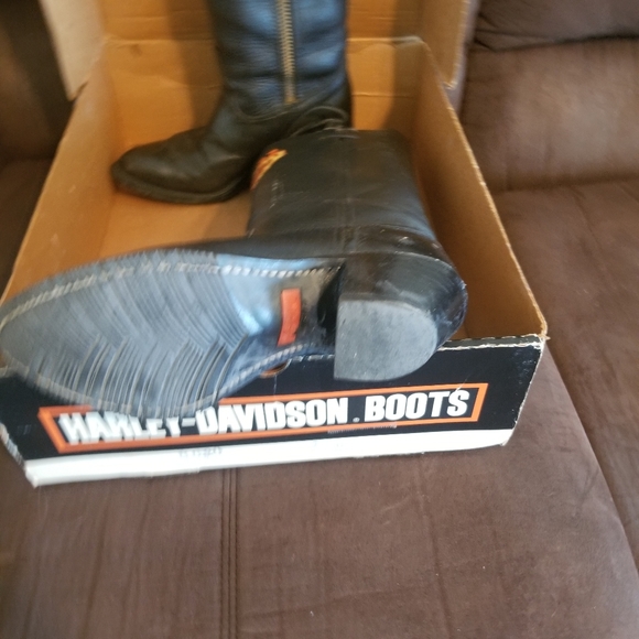 Harley Davidson womens Riding boots  SIZE 71/2